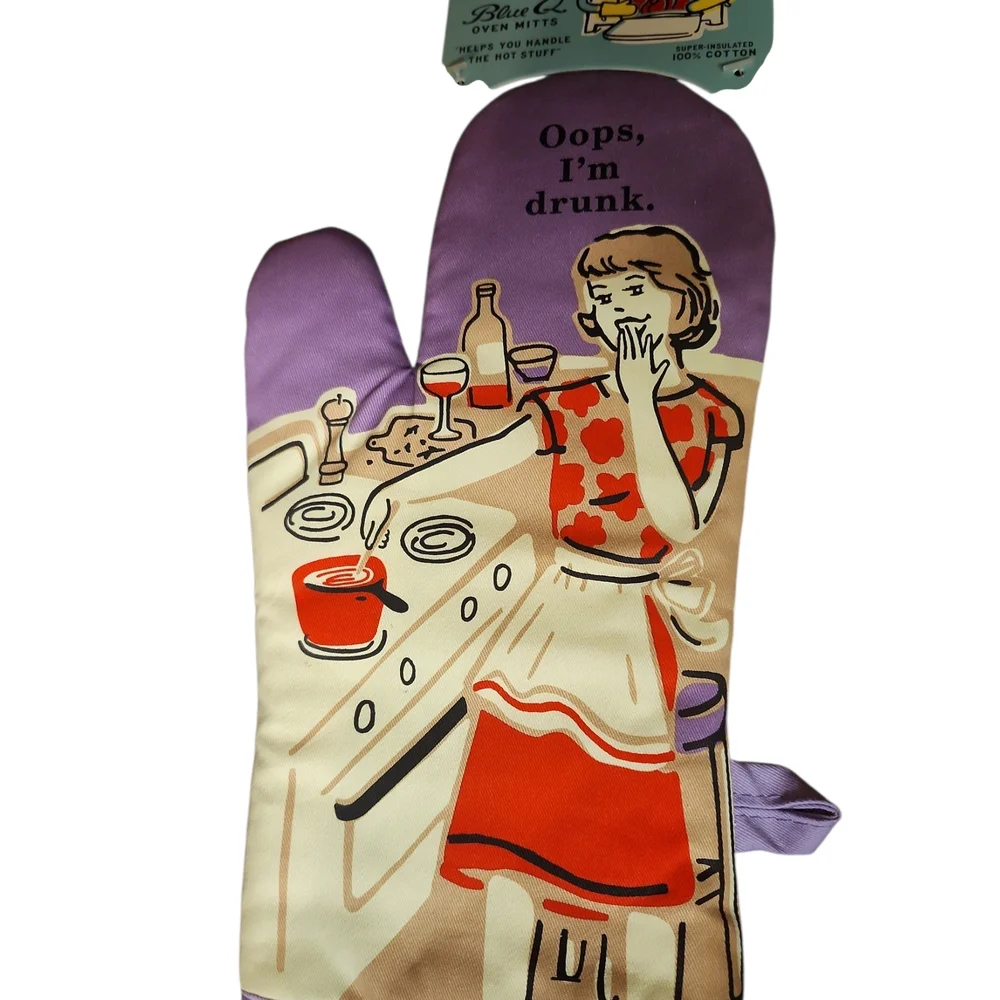 NWT Blue Q Purple Novelty Oven Mitt with Humorous Text "OOPS I'M DRUNK" - Picture 4 of 6